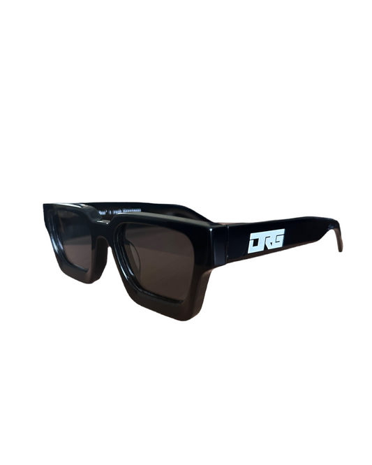 “Stealth mode” sunglasses
